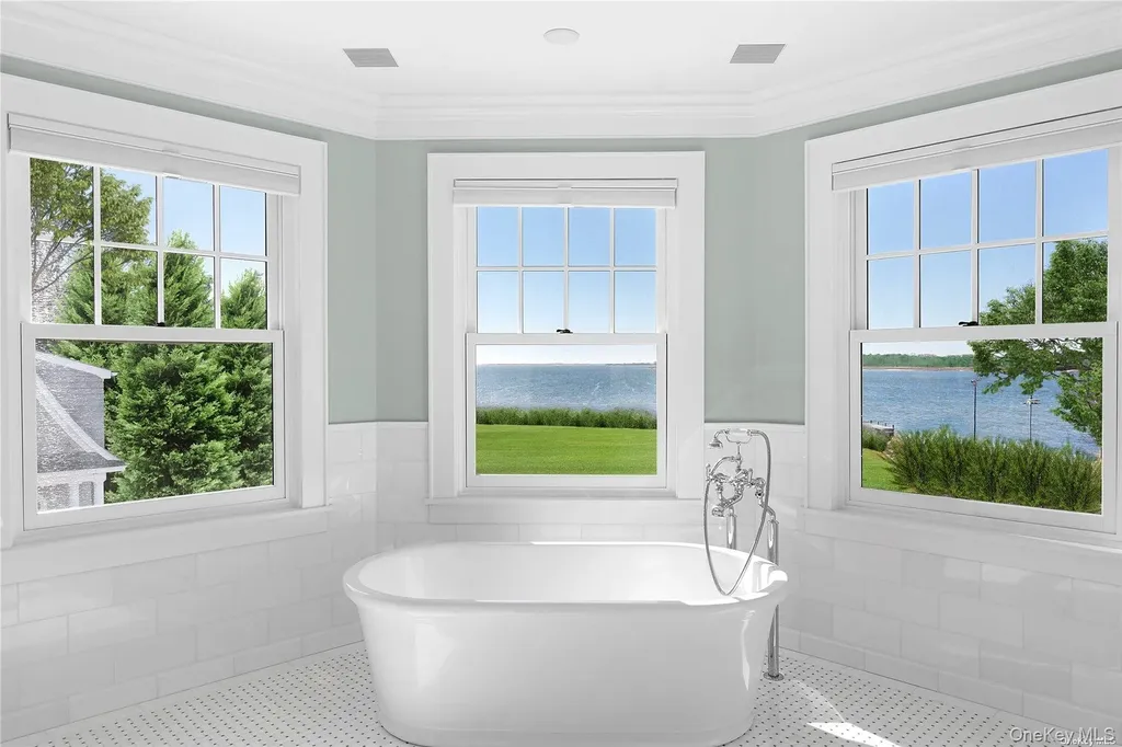 74 Cedar Lane W Remsenburg NY 11960