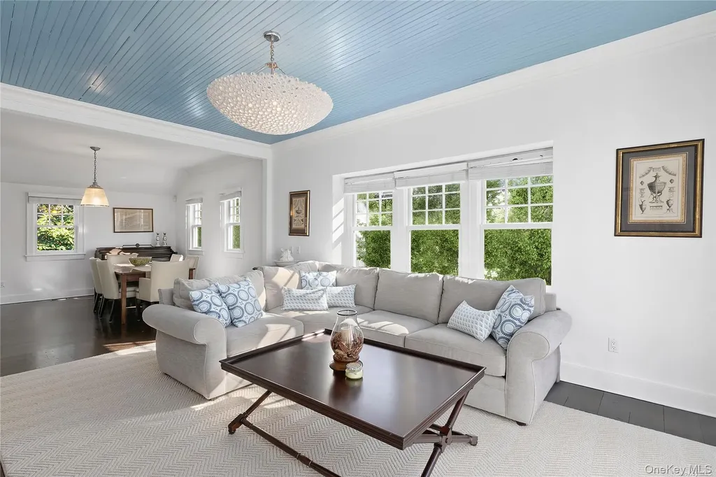 74 Cedar Lane W Remsenburg NY 11960