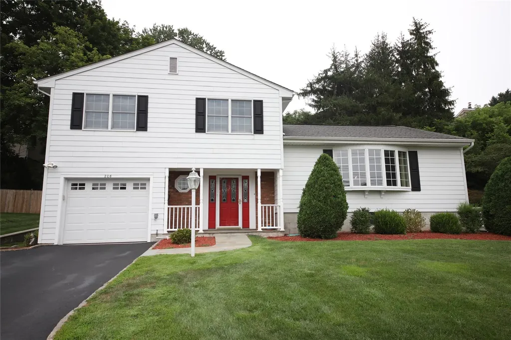206 Myrtle Avenue Hawthorne NY 10532