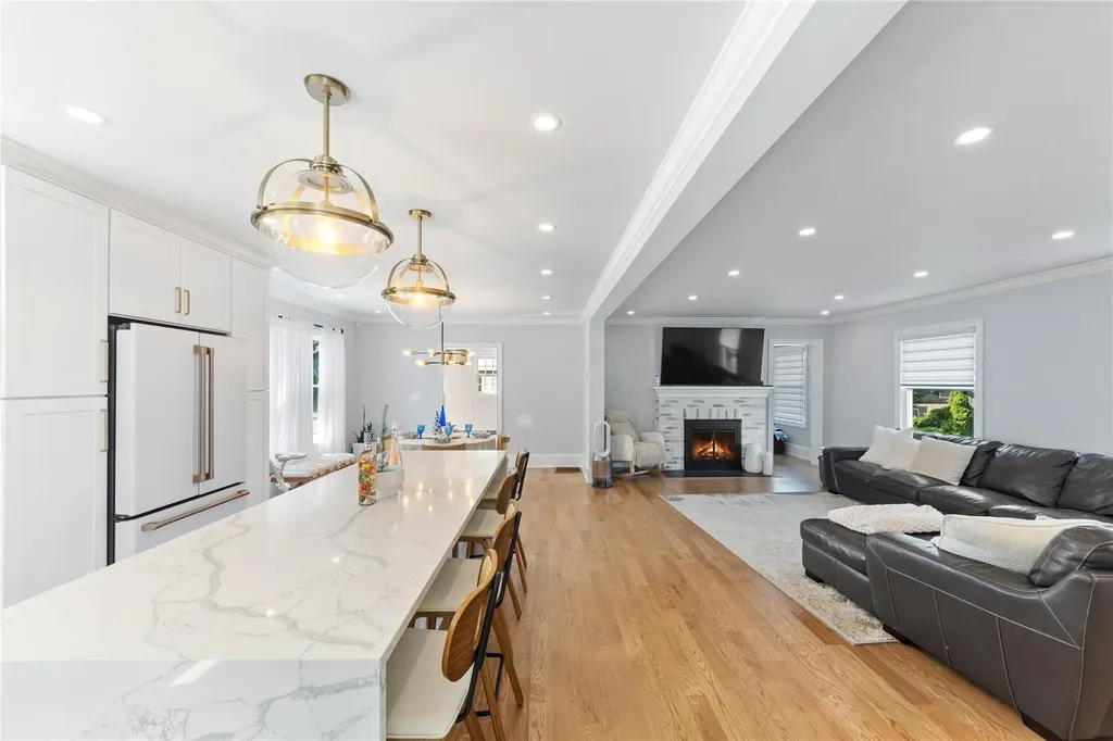 176 Davis Avenue White Plains NY 10605
