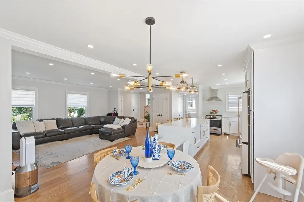 176 Davis Avenue White Plains NY 10605