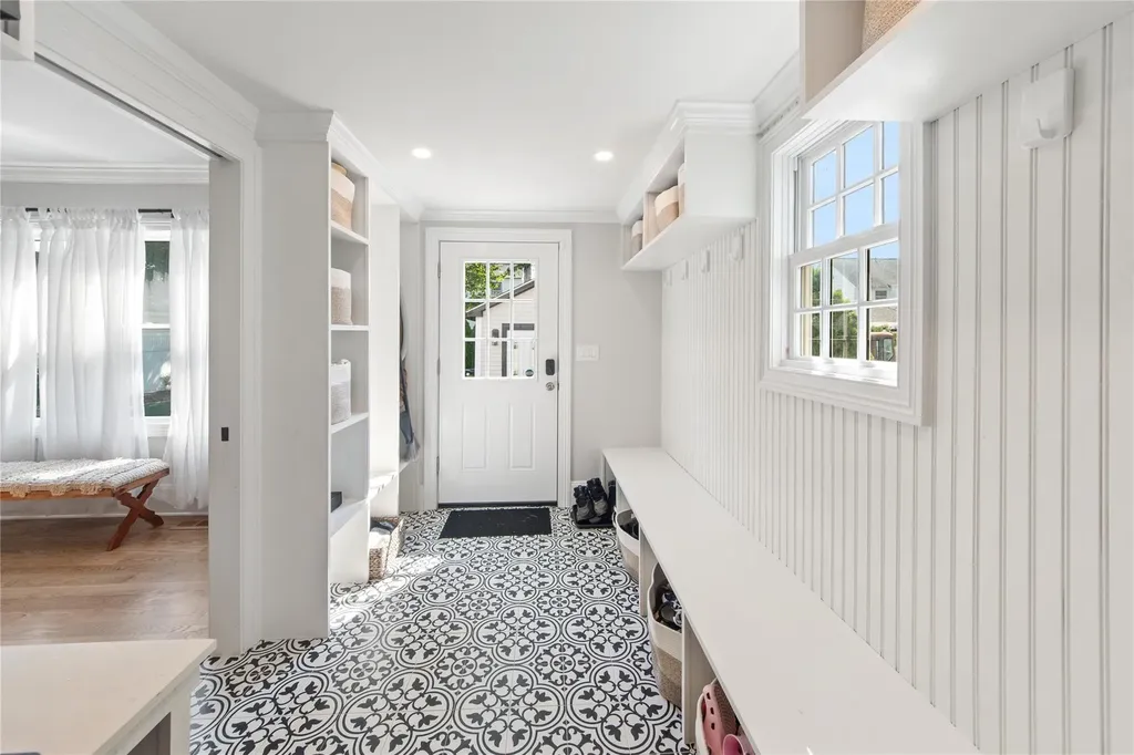 176 Davis Avenue White Plains NY 10605
