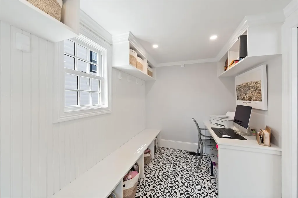 176 Davis Avenue White Plains NY 10605