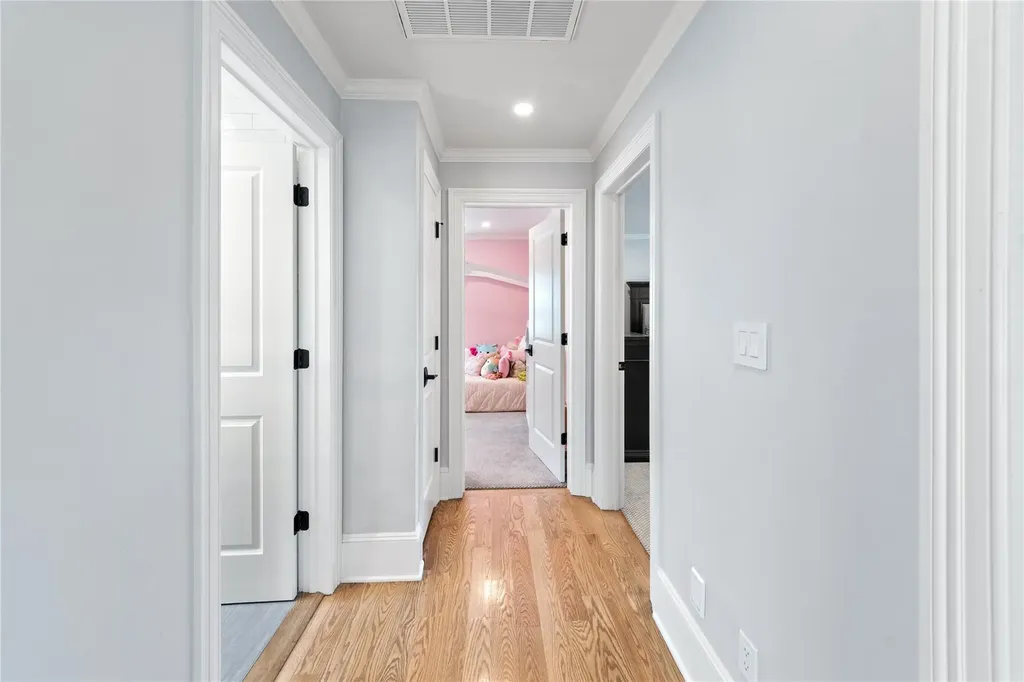 176 Davis Avenue White Plains NY 10605