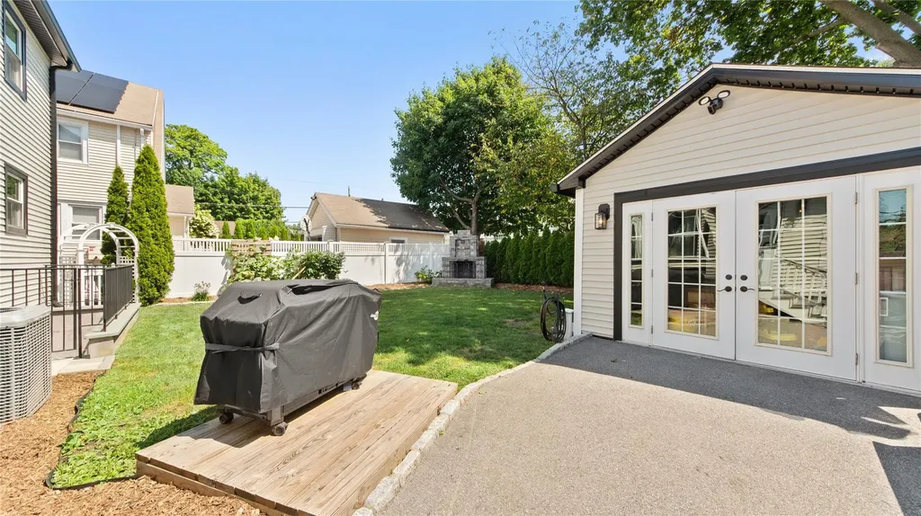 176 Davis Avenue White Plains NY 10605