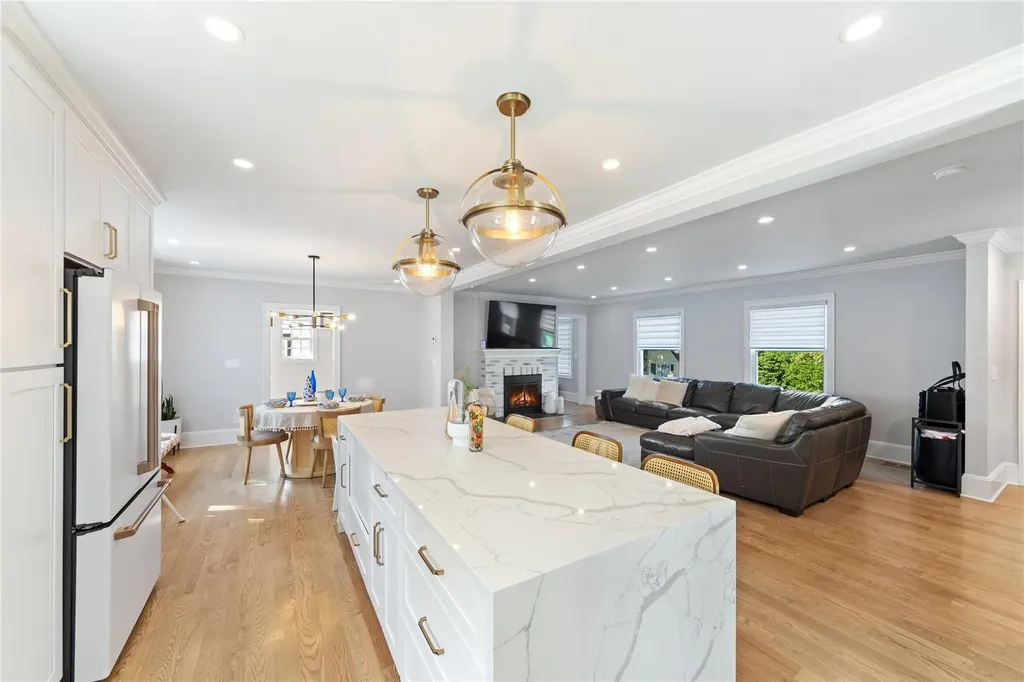 176 Davis Avenue White Plains NY 10605