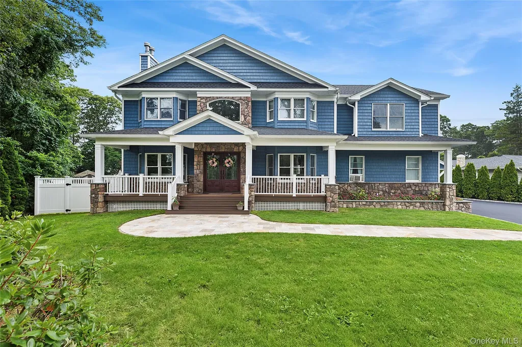 74 Laurel Drive Smithtown NY 11787