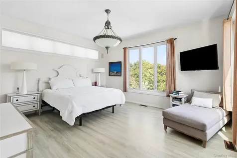 49 Gilberts Path Amagansett NY 11930