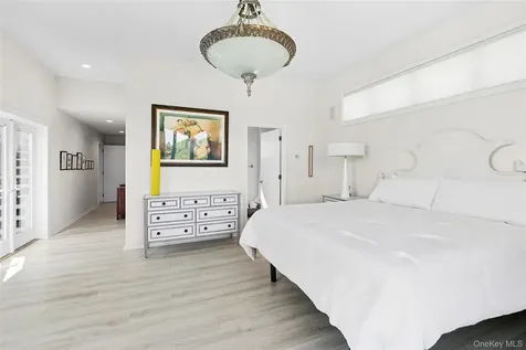 49 Gilberts Path Amagansett NY 11930