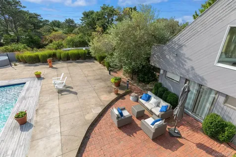 49 Gilberts Path Amagansett NY 11930