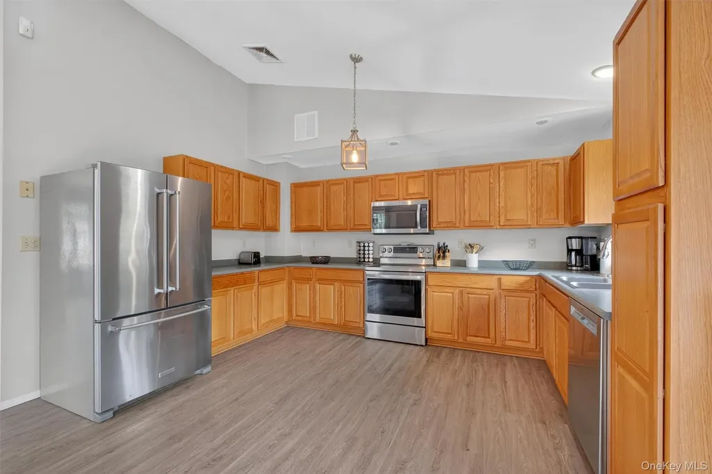 722 State Route 32 Wallkill NY 12589