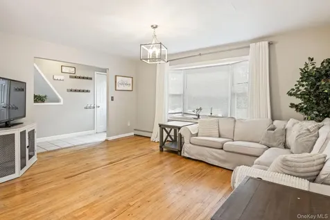 21 Fox Lane Shoreham NY 11786