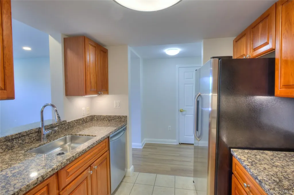 300 E Overlook Port Washington NY 11050