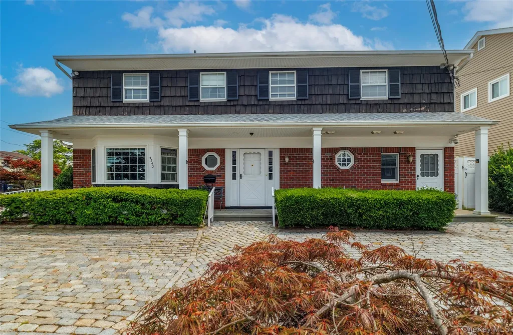 3843 Sally Lane Oceanside NY 11572