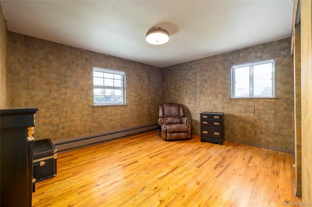 3843 Sally Lane Oceanside NY 11572