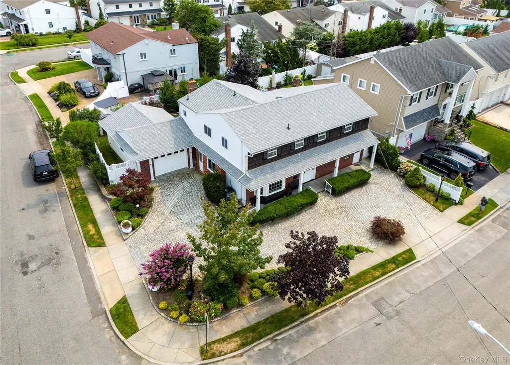 3843 Sally Lane Oceanside NY 11572