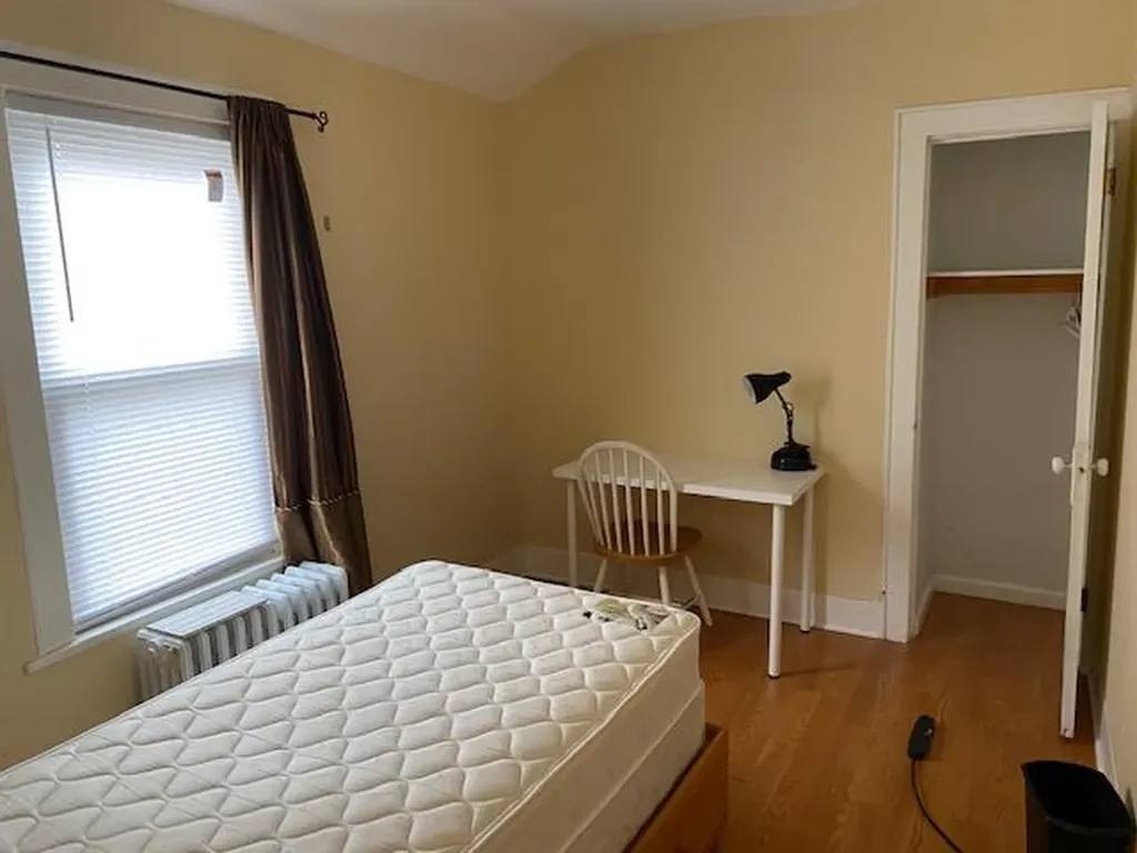 5 Thompson Hay Path Setauket NY 11733