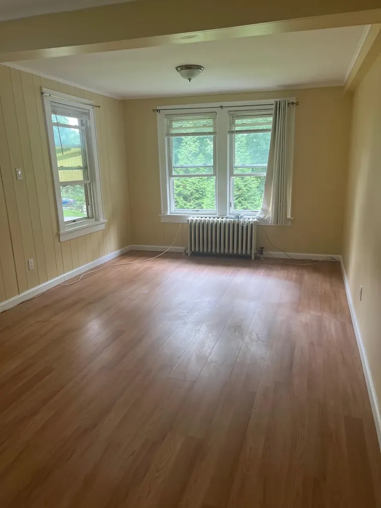 5 Thompson Hay Path Setauket NY 11733
