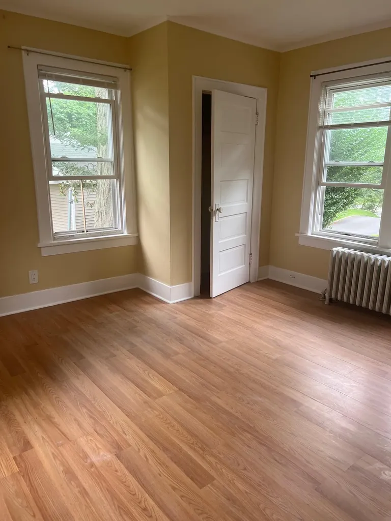 5 Thompson Hay Path Setauket NY 11733