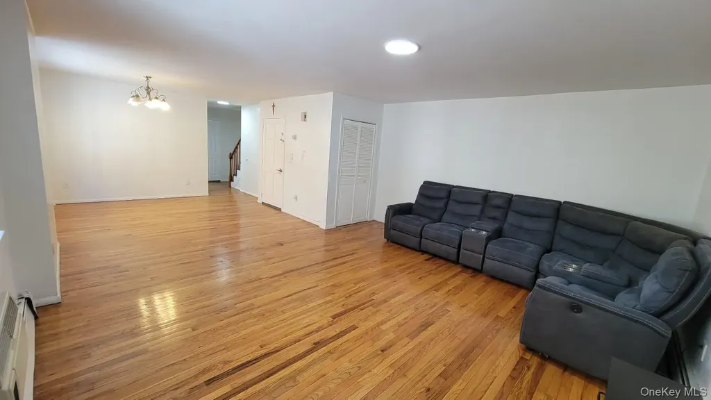 6201 Spencer Terrace Bronx NY 10471