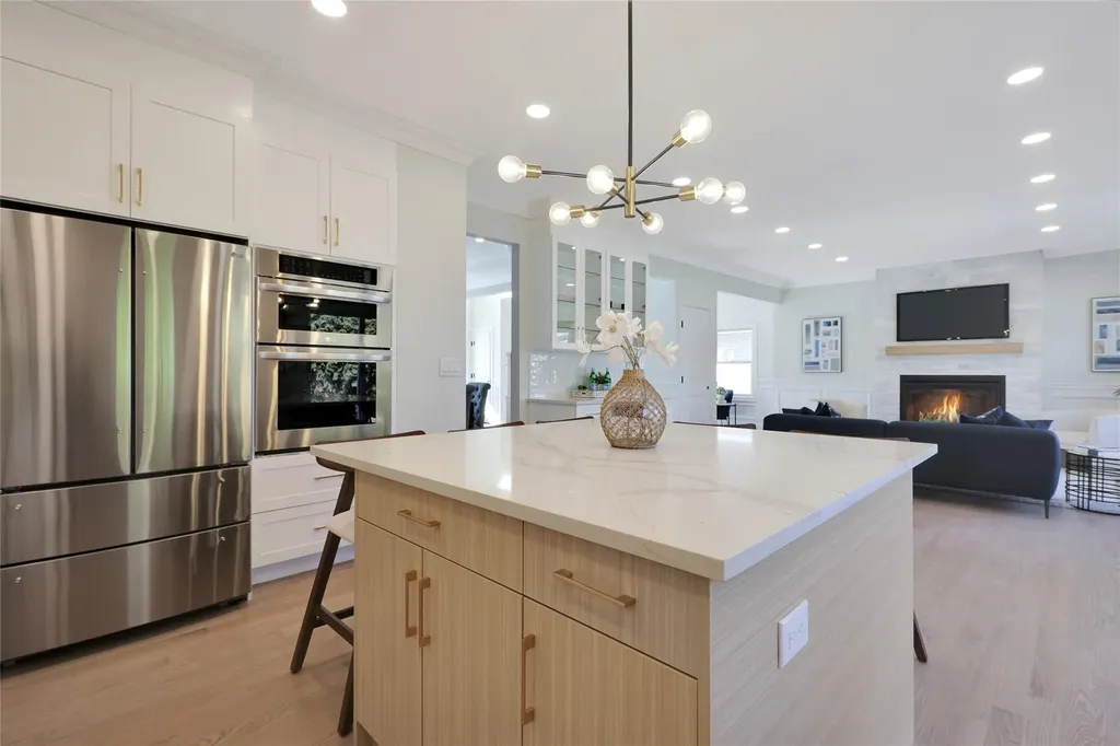 23 Belmont Circle Syosset NY 11791