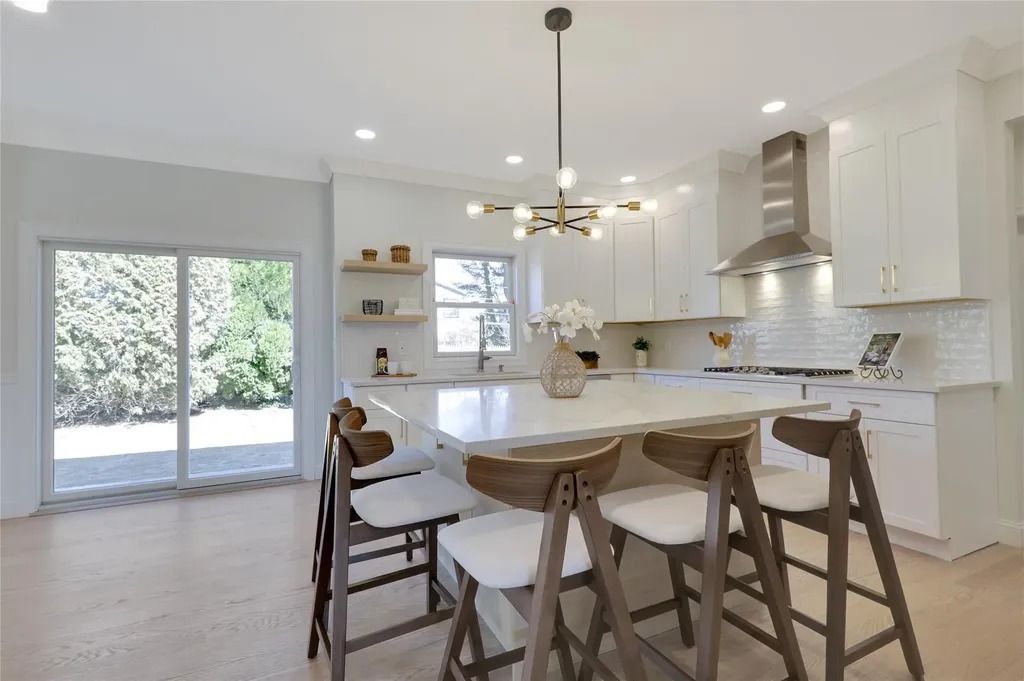 23 Belmont Circle Syosset NY 11791