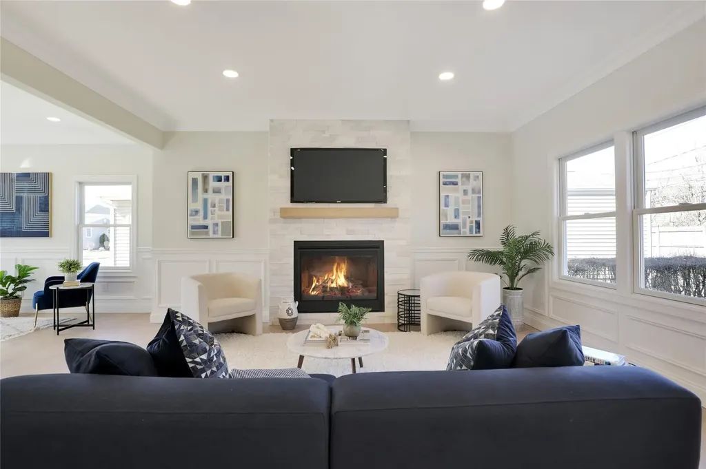 23 Belmont Circle Syosset NY 11791