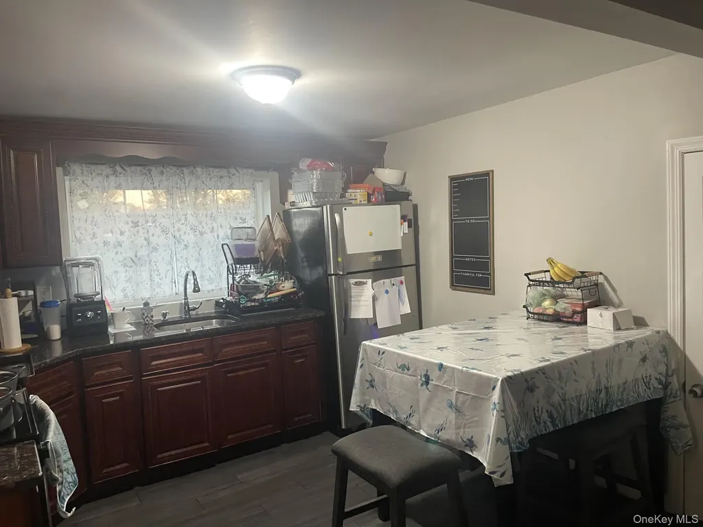 918 10th Street West Babylon NY 11704