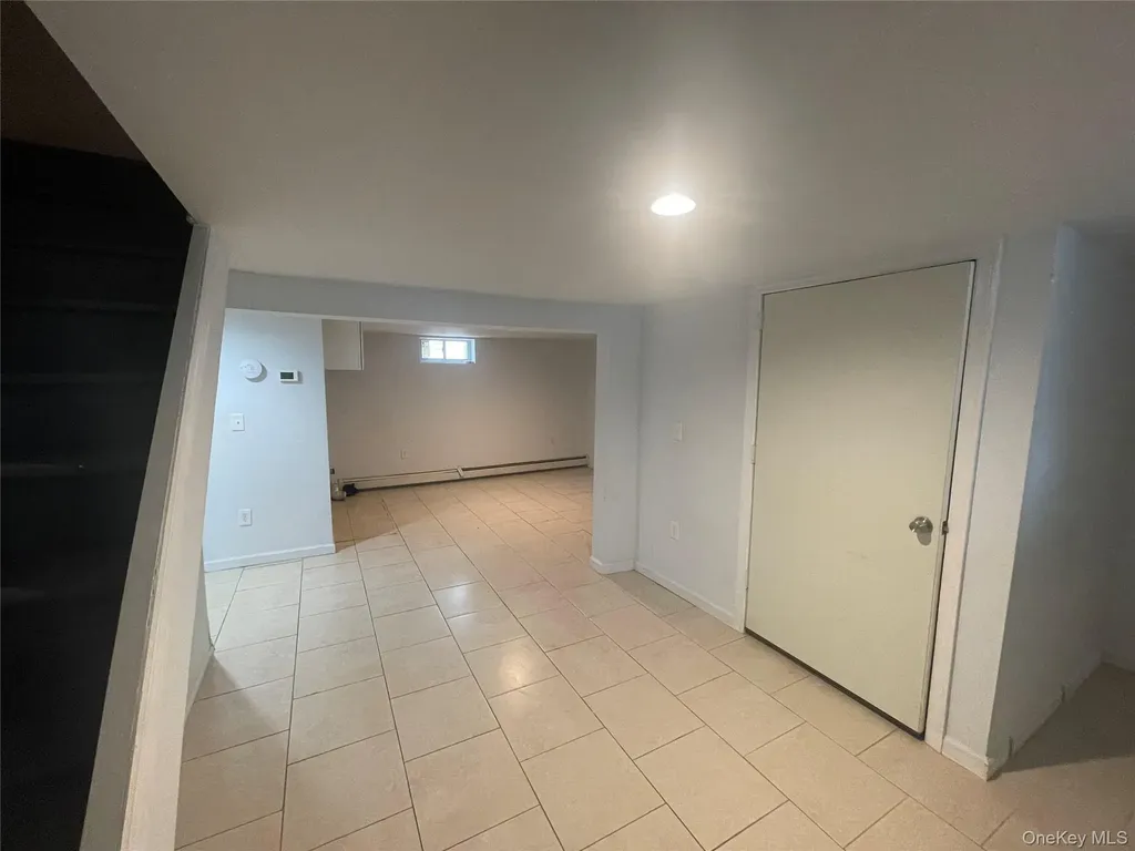 918 10th Street West Babylon NY 11704