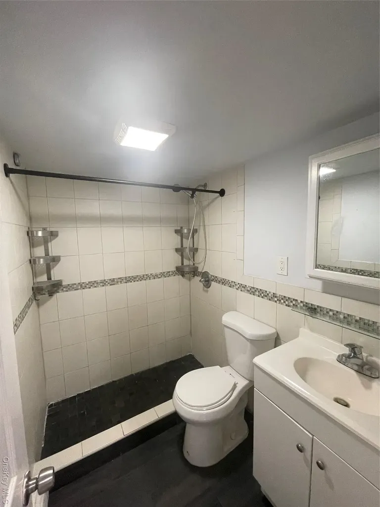 918 10th Street West Babylon NY 11704