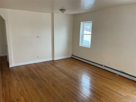 918 10th Street West Babylon NY 11704