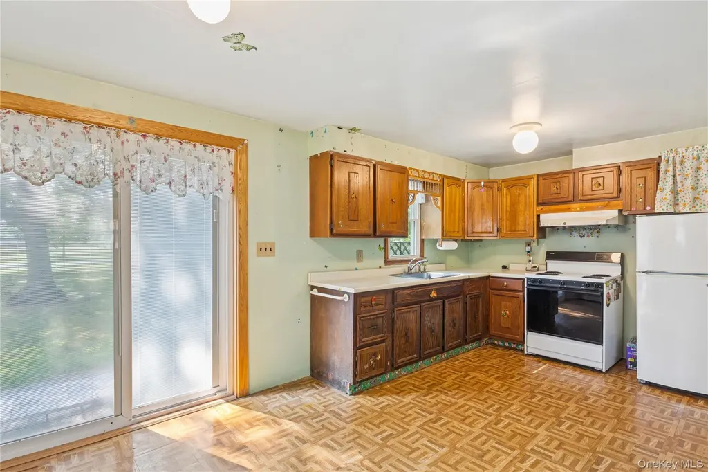 236B German Boulevard Yaphank NY 11980