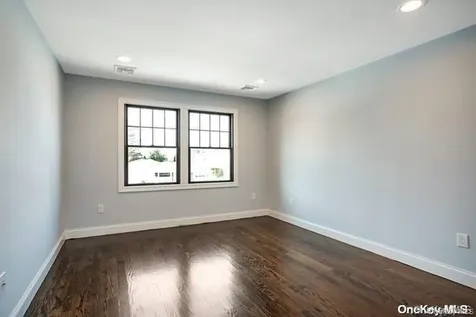 21 Cypress Avenue Bethpage NY 11714