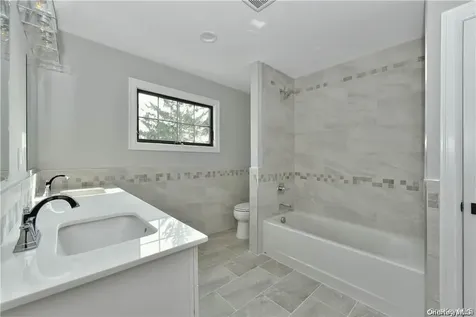 21 Cypress Avenue Bethpage NY 11714