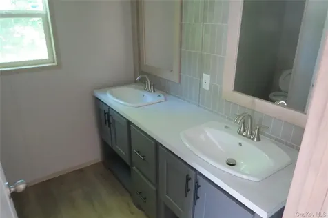 723 Beekman Hopewell Junction NY 12533