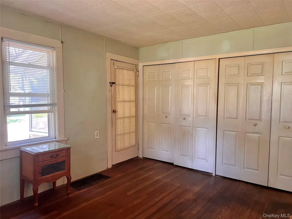 135 Viola Street Wallkill NY 12589