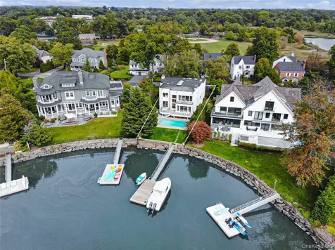 14 Old Colony Drive Larchmont NY 10538