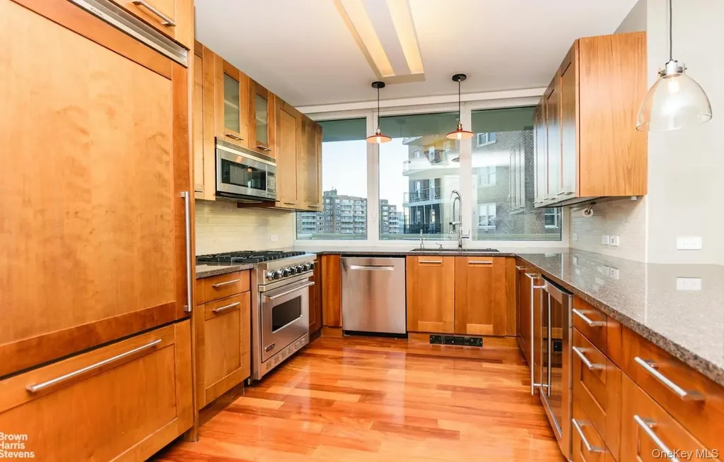 640 W 237th Street Bronx NY 10463