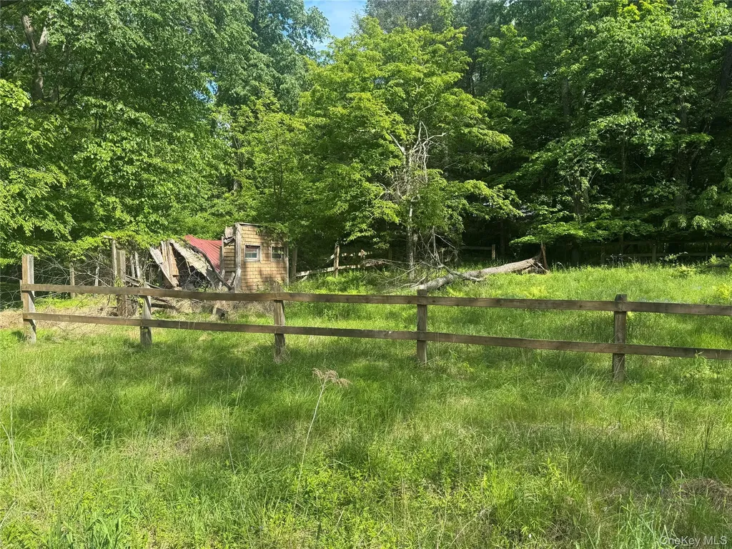 68 Union School Road Montgomery NY 12549