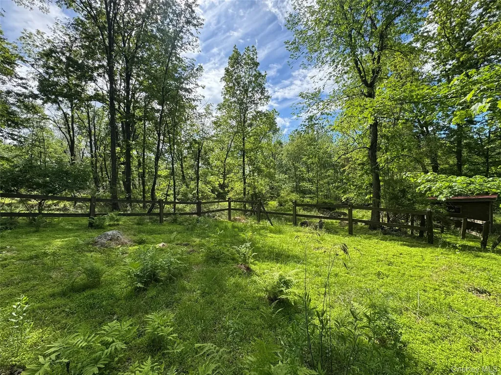 68 Union School Road Montgomery NY 12549