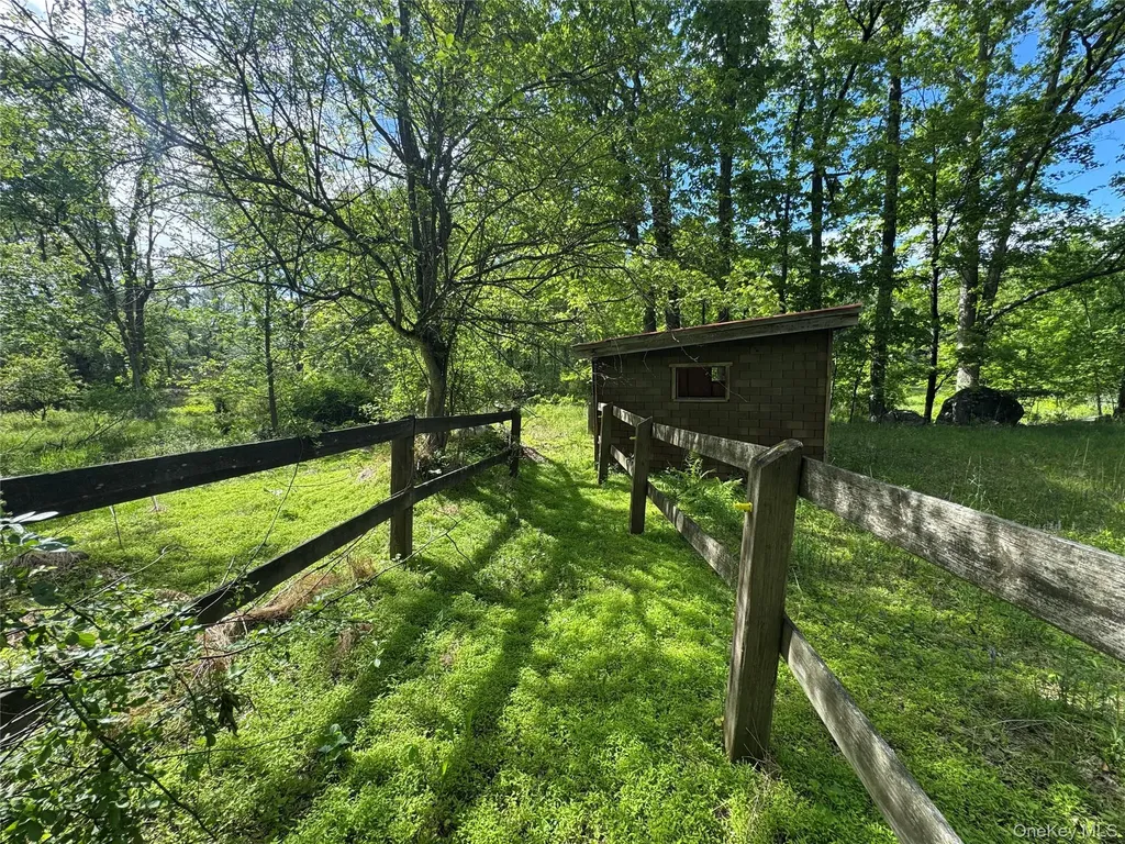 68 Union School Road Montgomery NY 12549