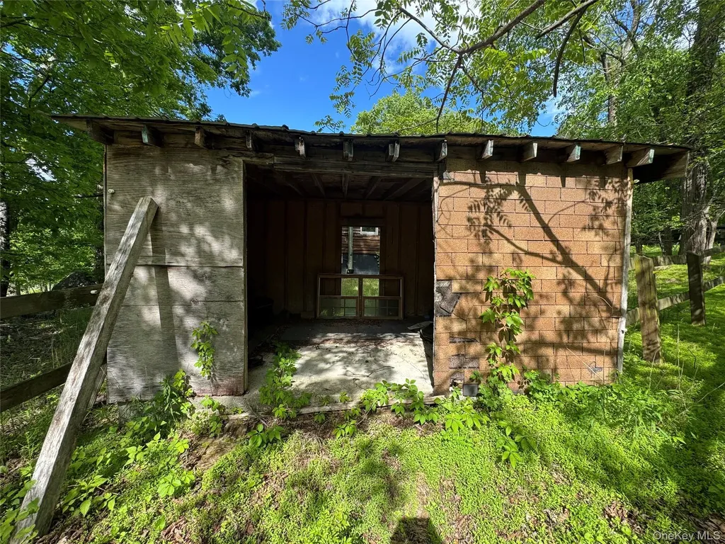 68 Union School Road Montgomery NY 12549