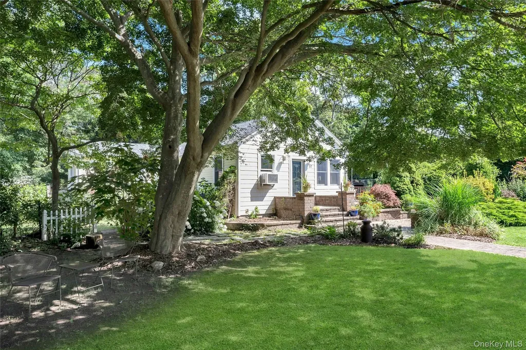 57 Flower Road Mastic Beach NY 11951