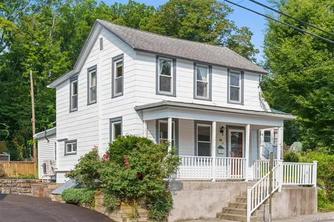 14 Oak Street Rhinebeck NY 12572
