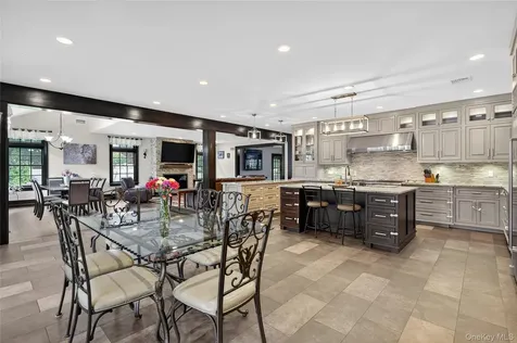 23 Gloria Lane Huntington NY 11743