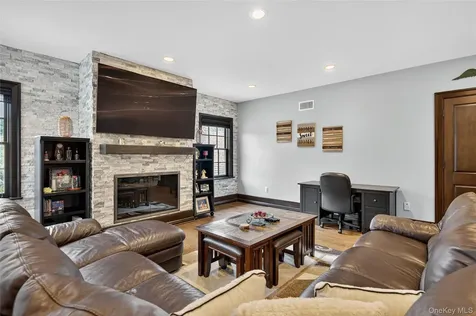 23 Gloria Lane Huntington NY 11743