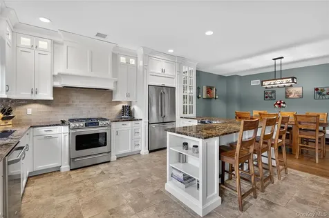 23 Gloria Lane Huntington NY 11743