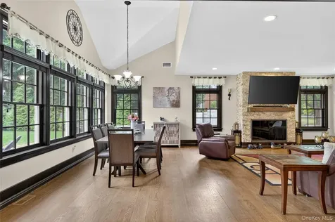 23 Gloria Lane Huntington NY 11743