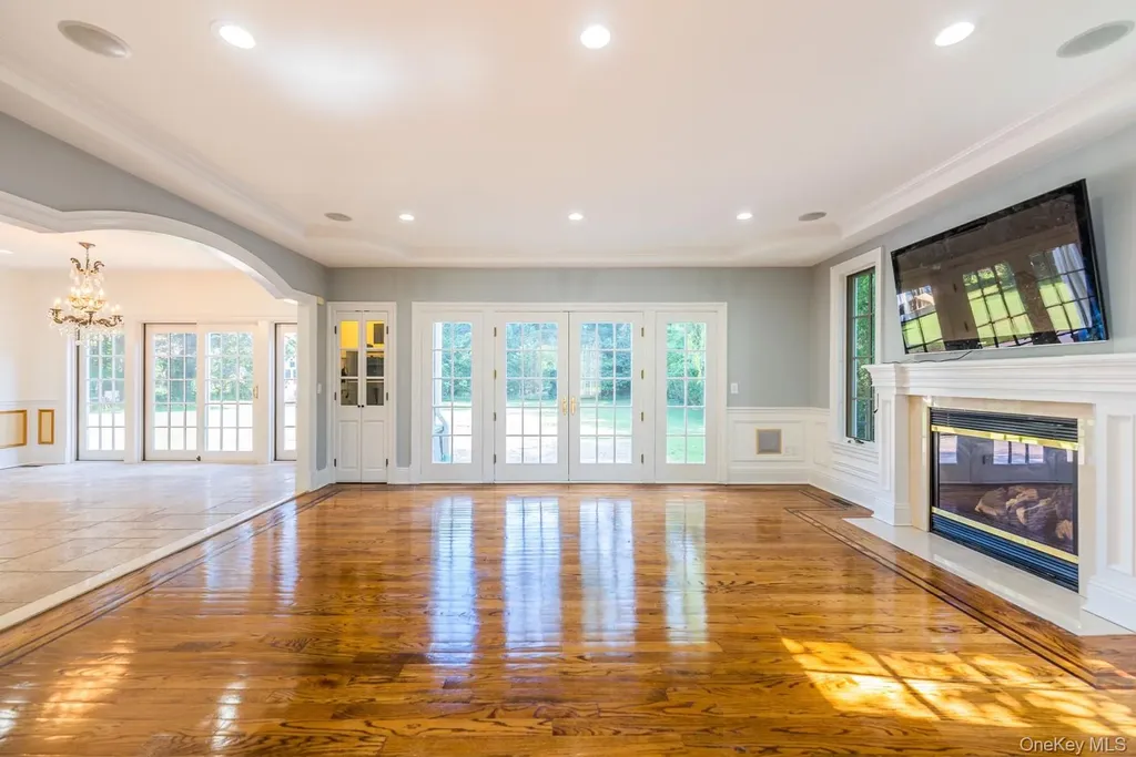 117 Crabapple Road Manhasset NY 11030