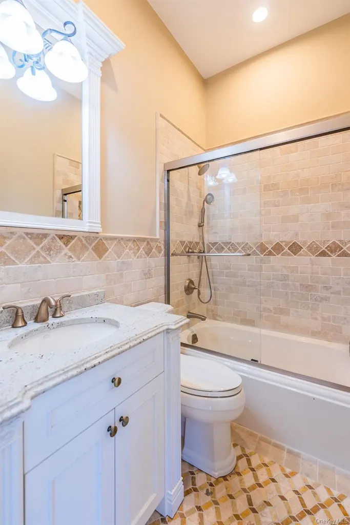 117 Crabapple Road Manhasset NY 11030